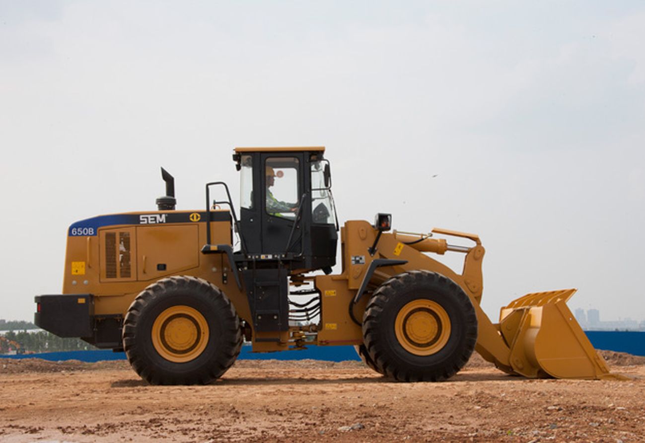 SEM Wheel Loader